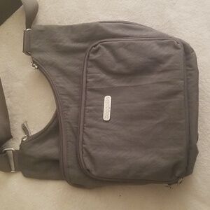 Baggallini Crisscross crossbody bag, clean inside & outside, adjustable strap